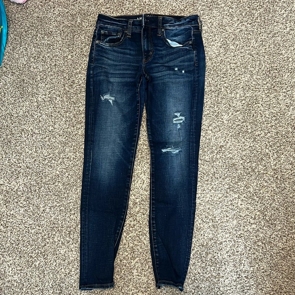 AE super stretch jegging. Dark wash. Size 6 regular.
